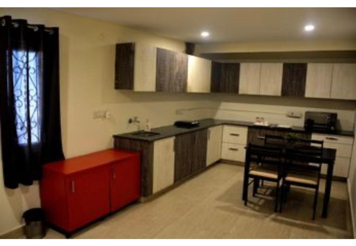 The Butterfly Luxury Serviced Apartments Višákhapatnam Exteriér fotografie
