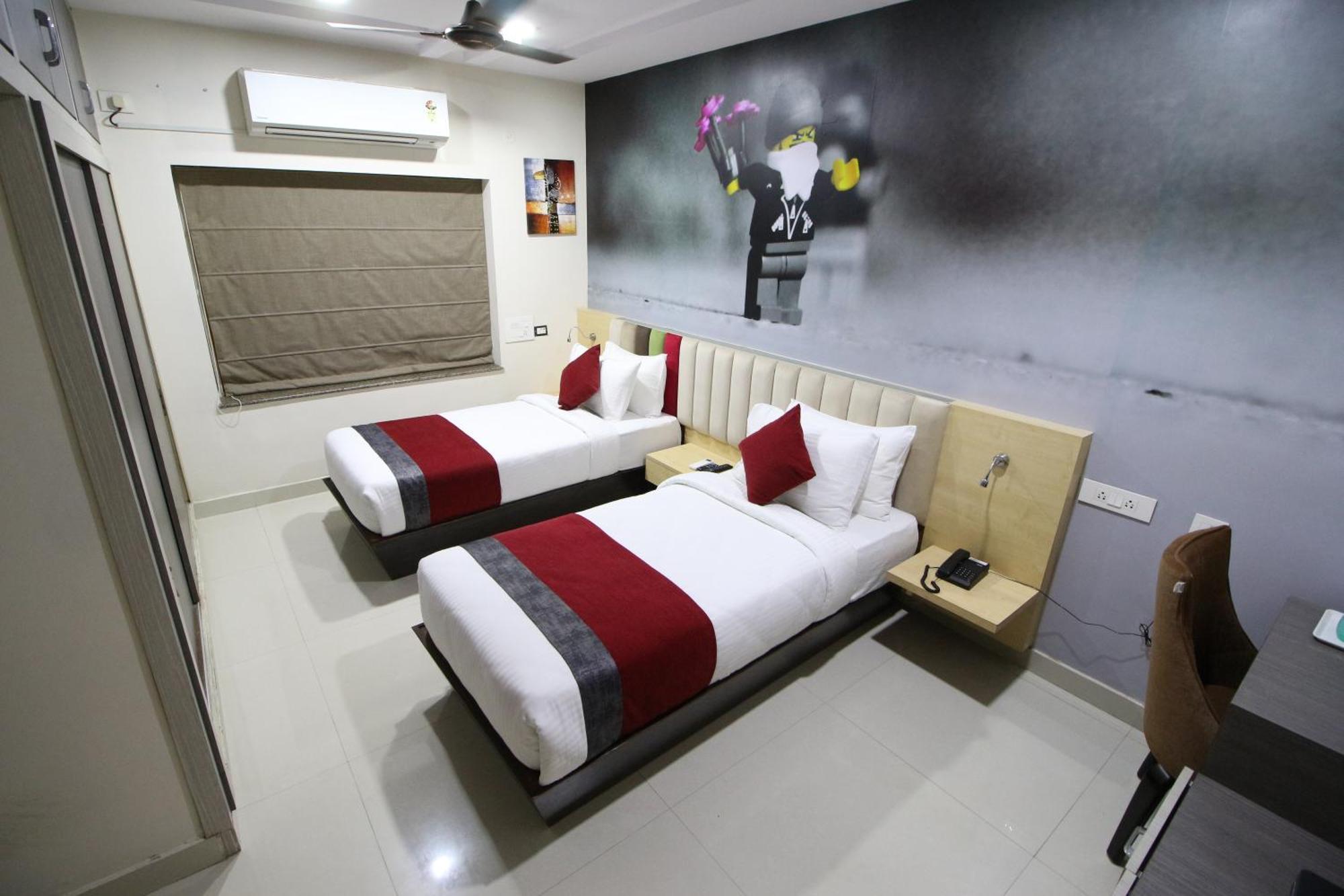 The Butterfly Luxury Serviced Apartments Višákhapatnam Exteriér fotografie