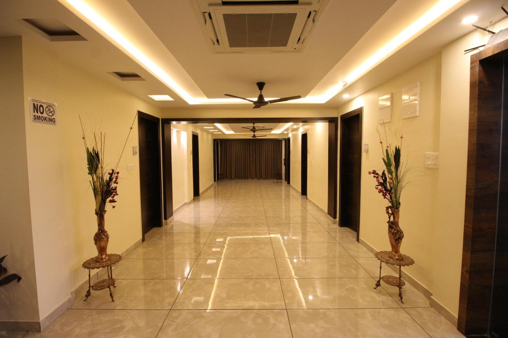 The Butterfly Luxury Serviced Apartments Višákhapatnam Exteriér fotografie