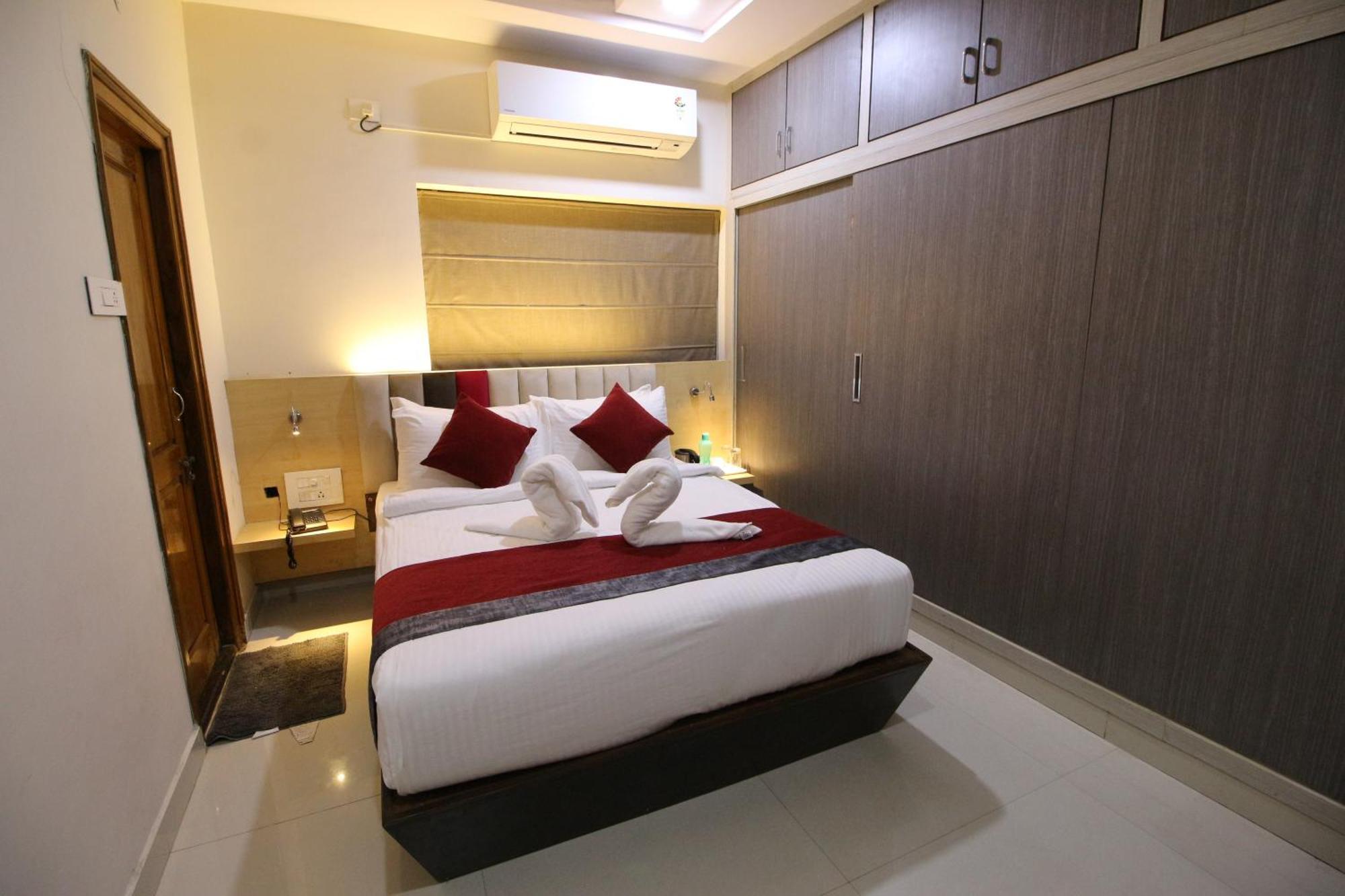 The Butterfly Luxury Serviced Apartments Višákhapatnam Exteriér fotografie